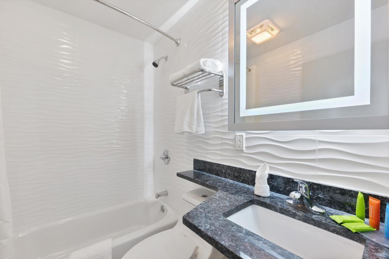 Casa Blanca Hotel Brooklyn New York Bagian luar foto